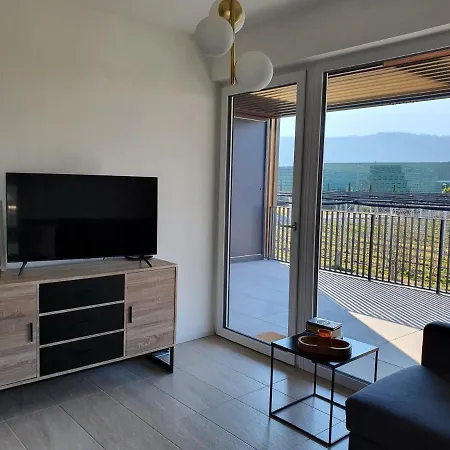 Casa Grutzen Design With Pool In