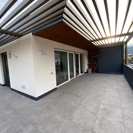 Casa Grutzen Design With Pool In Appartement *