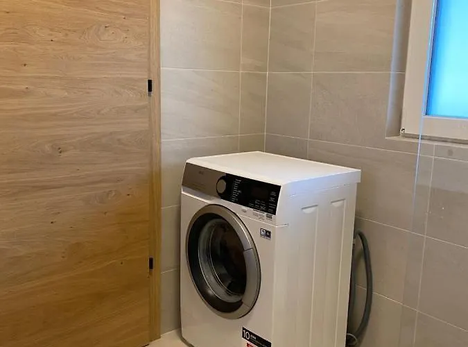 Casa Grutzen Design With Pool In * Bolzano